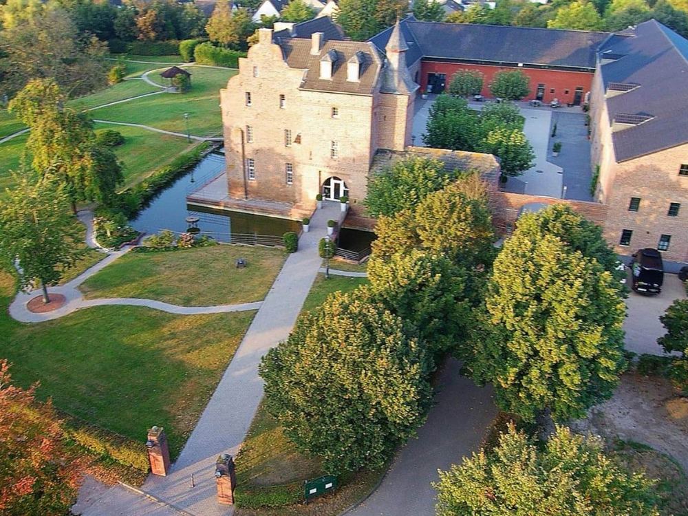 Hotel Burg Obbendorf