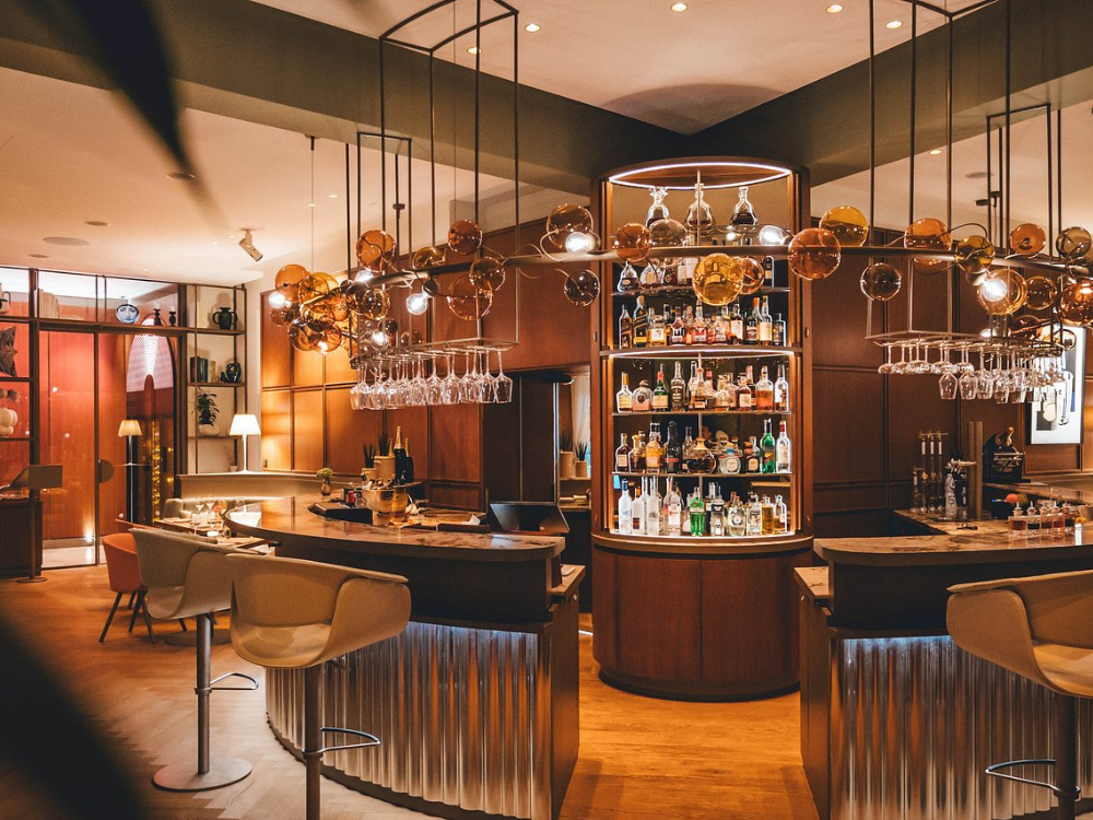 Chez Bernard Restaurant et Bar