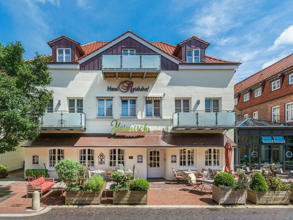 Tides Boutique Hotel