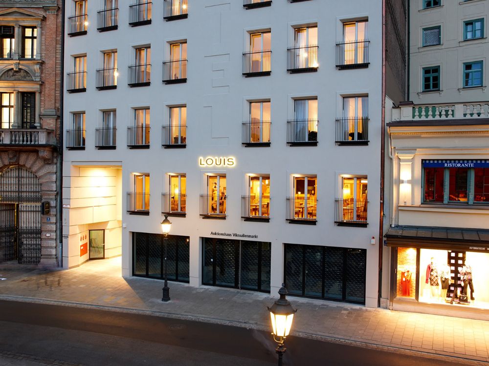 LOUIS Hotel